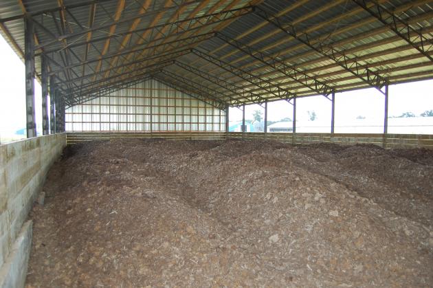 a covered poultry litter storage facility