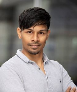 Head shot of Imtiaz Shams, founder and CEO of Flox.